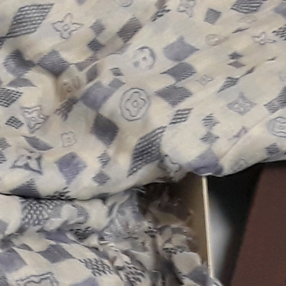 Louis Vuitton Damier Azur - Picture 2 of 6